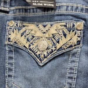 Fleur by Miss Me Womens Jeans Sz 29/8 32L Boot Cut Embellished Pockets Slim Wide